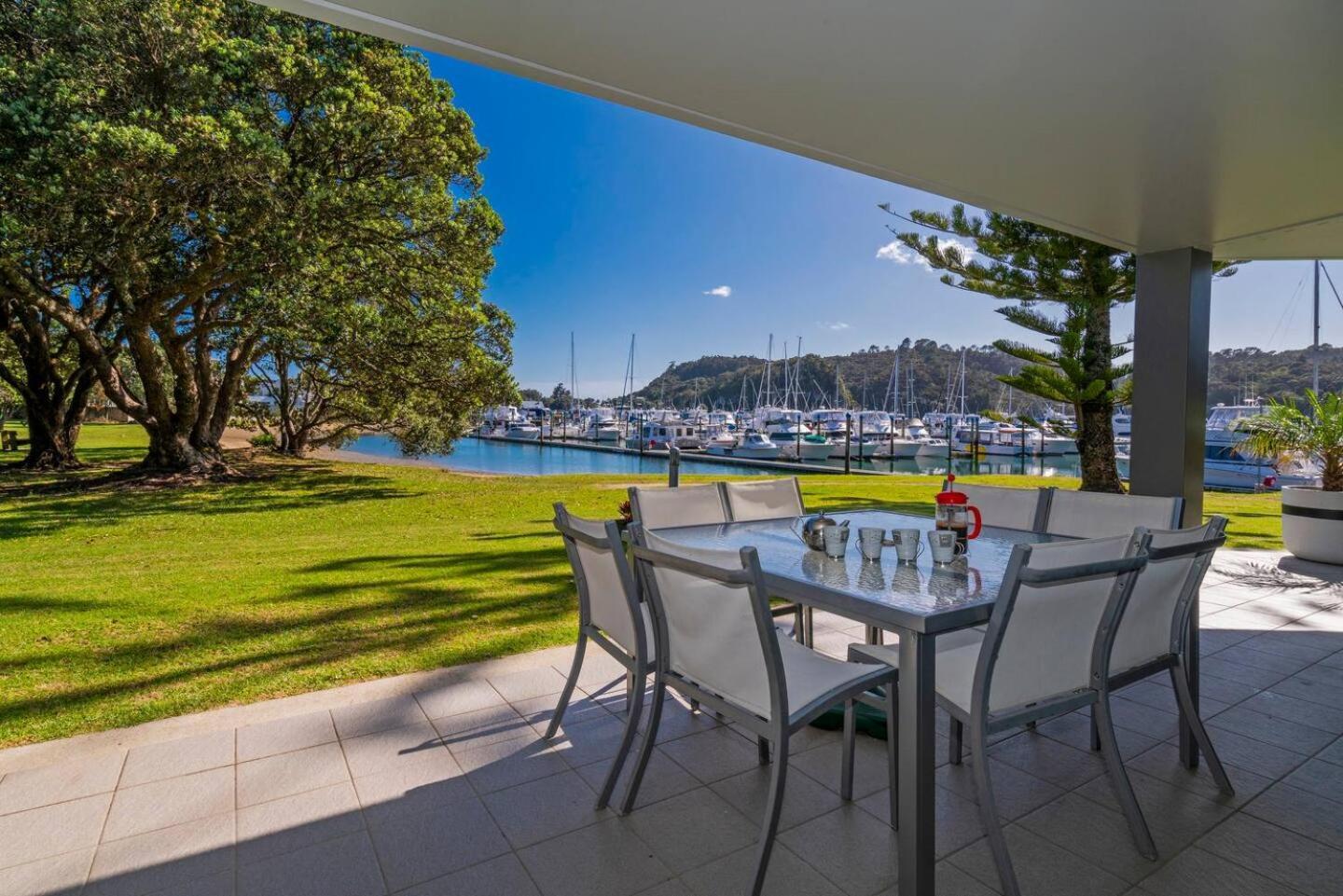 Marina Park Apartments Whitianga Exterior photo