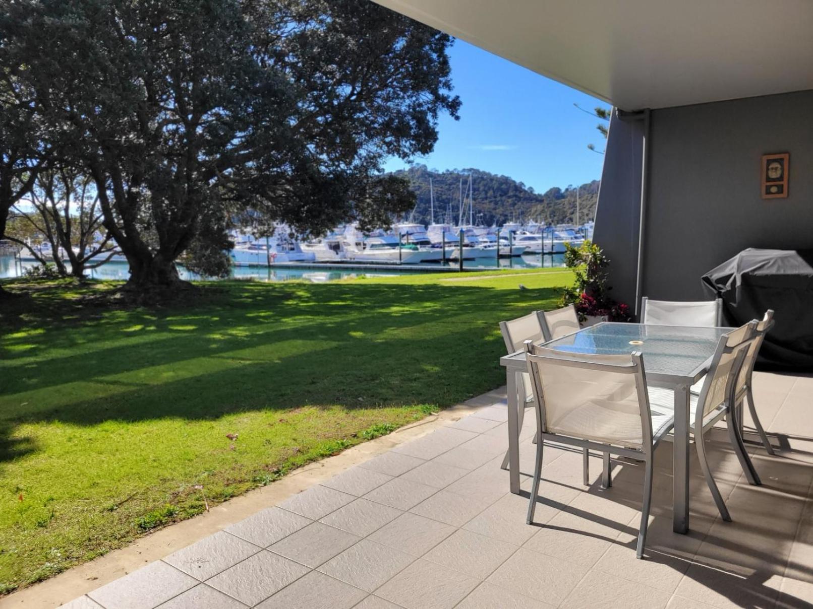 Marina Park Apartments Whitianga Exterior photo